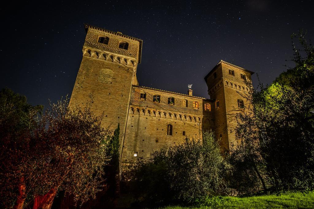 Castello Delle Quattro Torra Bed & Breakfast Val di Pugna Luaran gambar