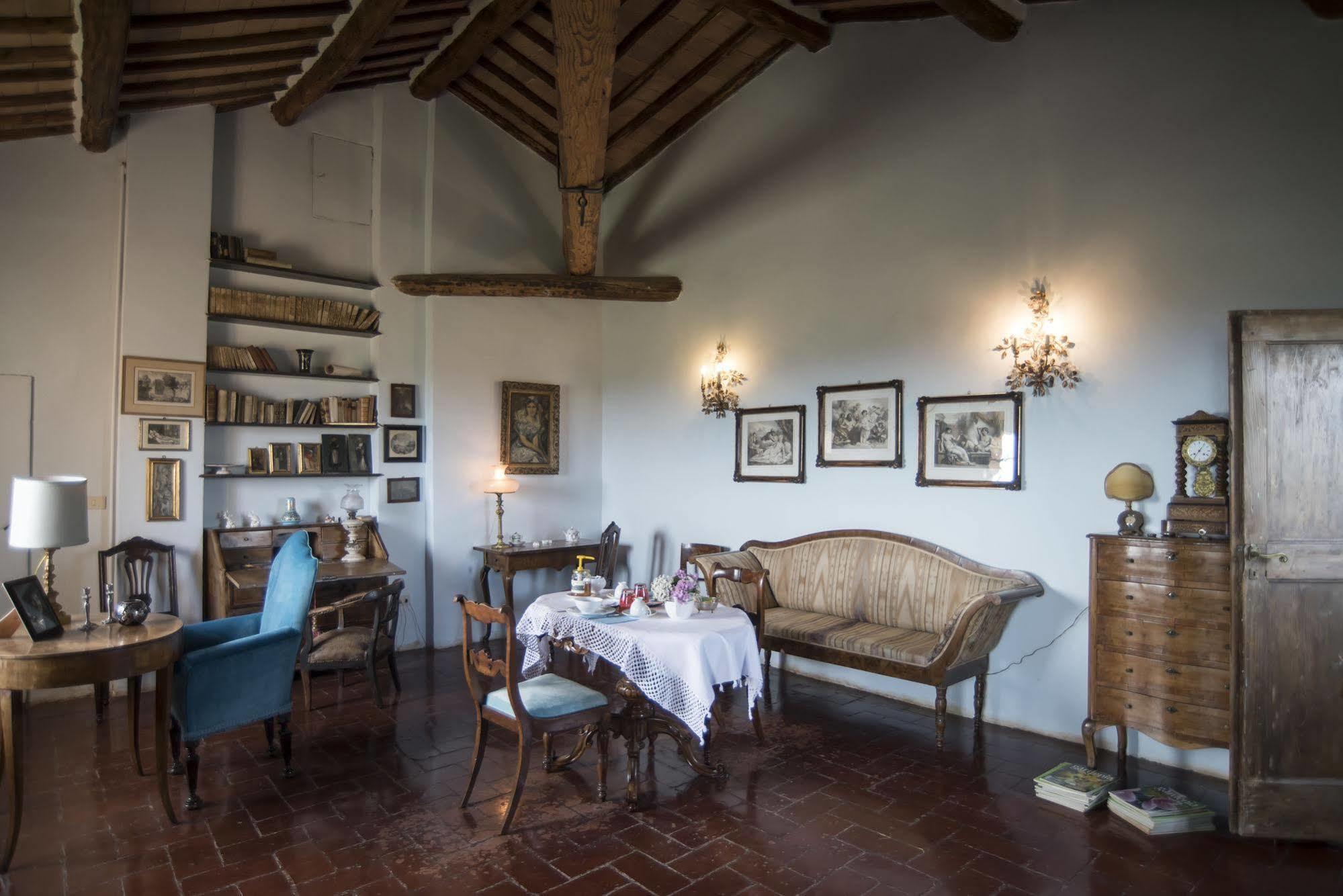 Castello Delle Quattro Torra Bed & Breakfast Val di Pugna Luaran gambar